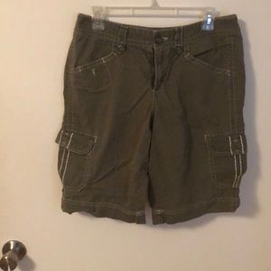 Olive Eddie Bauer cargo shorts